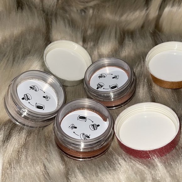 Anastasia Beverly Hills Loose Highlighter Set - Picture 5 of 7